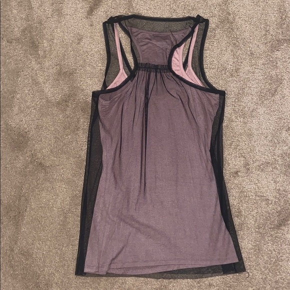 Black & Pink 🎀 Sequins Tank - Picture 2 of 4